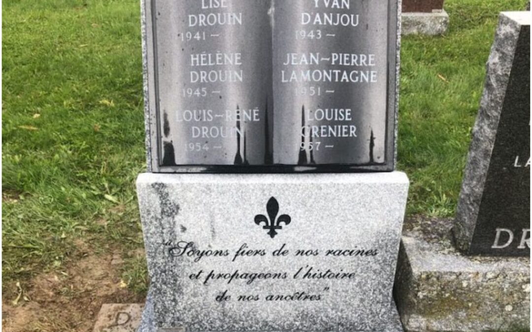 Projet spécial Monument lutrin et livre