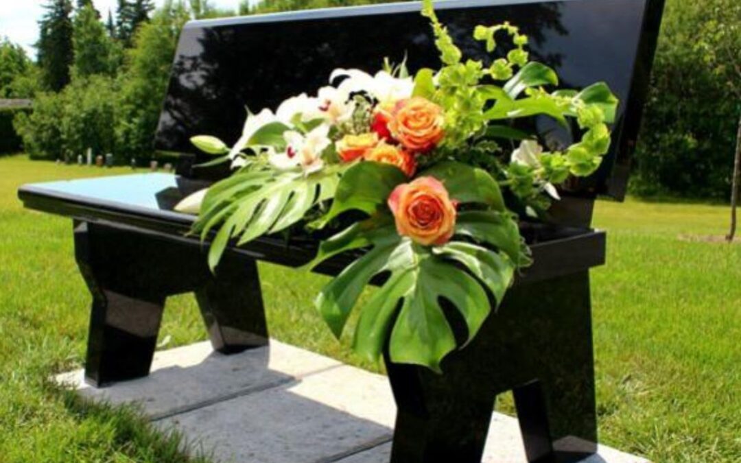 Commemorative bench – Photo Credit Johanne Lapointe