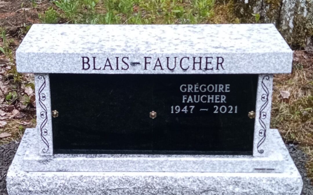 Base columbarium double gris scié – banc 2 niches